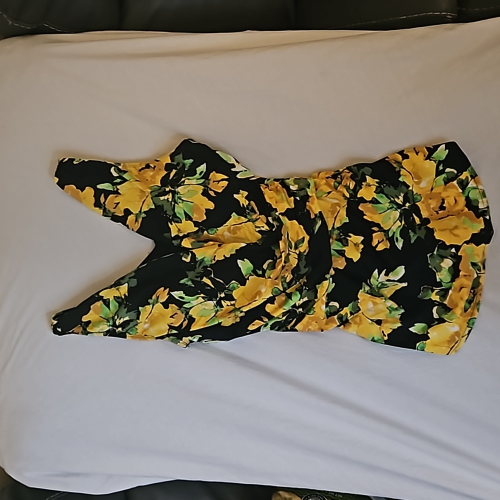 D&Co Beach One Piece Black Floral Swimsuit 10